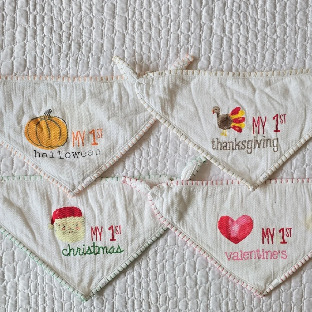 Mudpie Baby Holiday Bibs